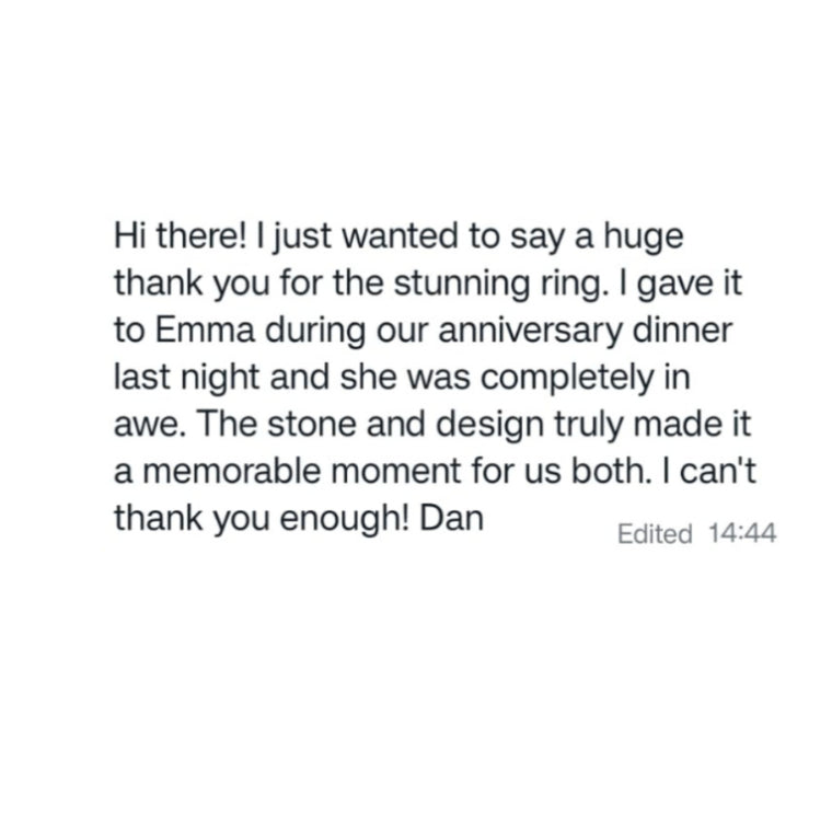 Text message expressing gratitude for a ring given during an anniversary dinner.