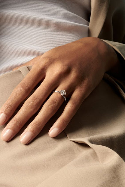 Hafeez Jewellery London Tulip 18k white gold round diamond solitaire engagement ring - on hand model